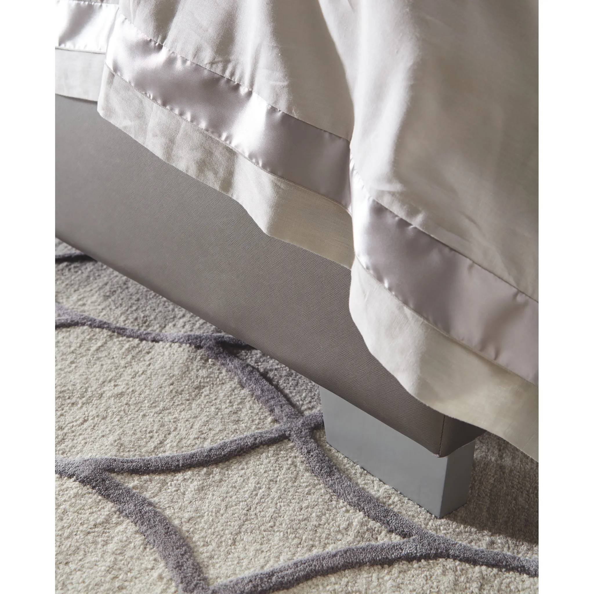 Coralayne 3 Piece Full Bed