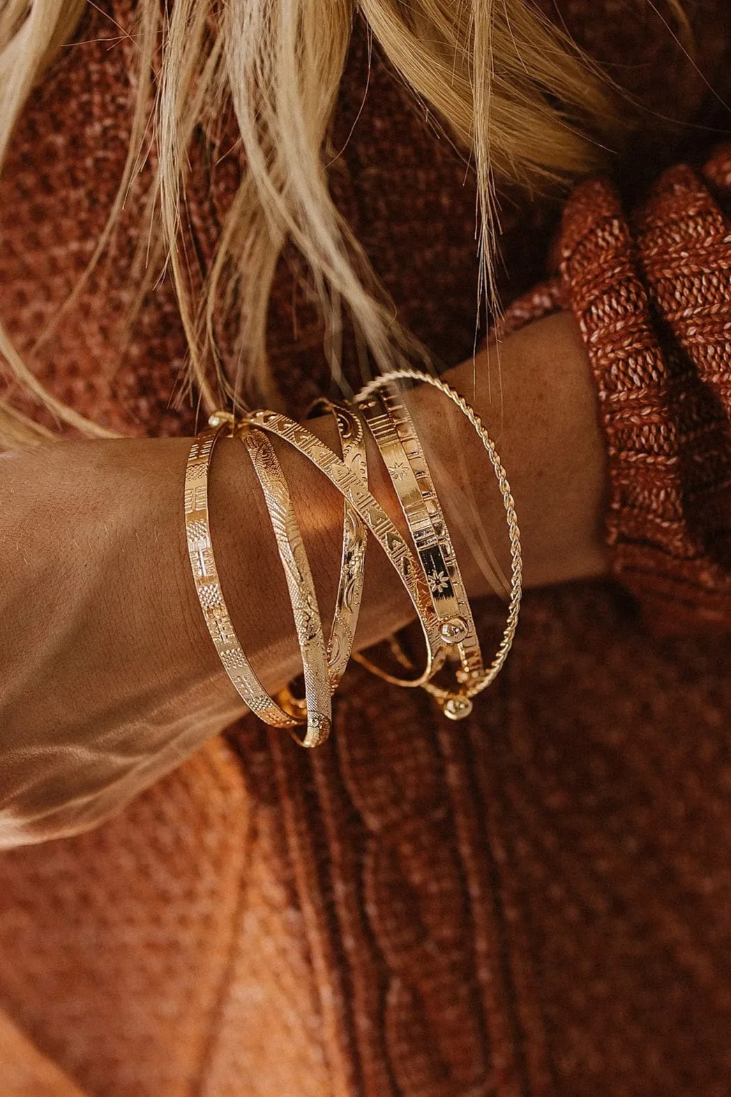 Gold 7 pcs Textured Bracelet Set | DROPSHIP