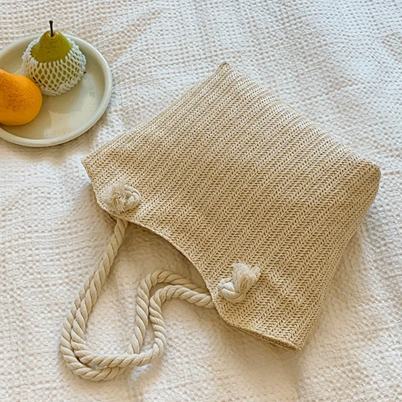Lily Straw Shoulder Bag