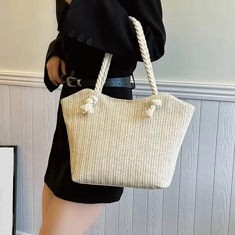 Lily Straw Shoulder Bag