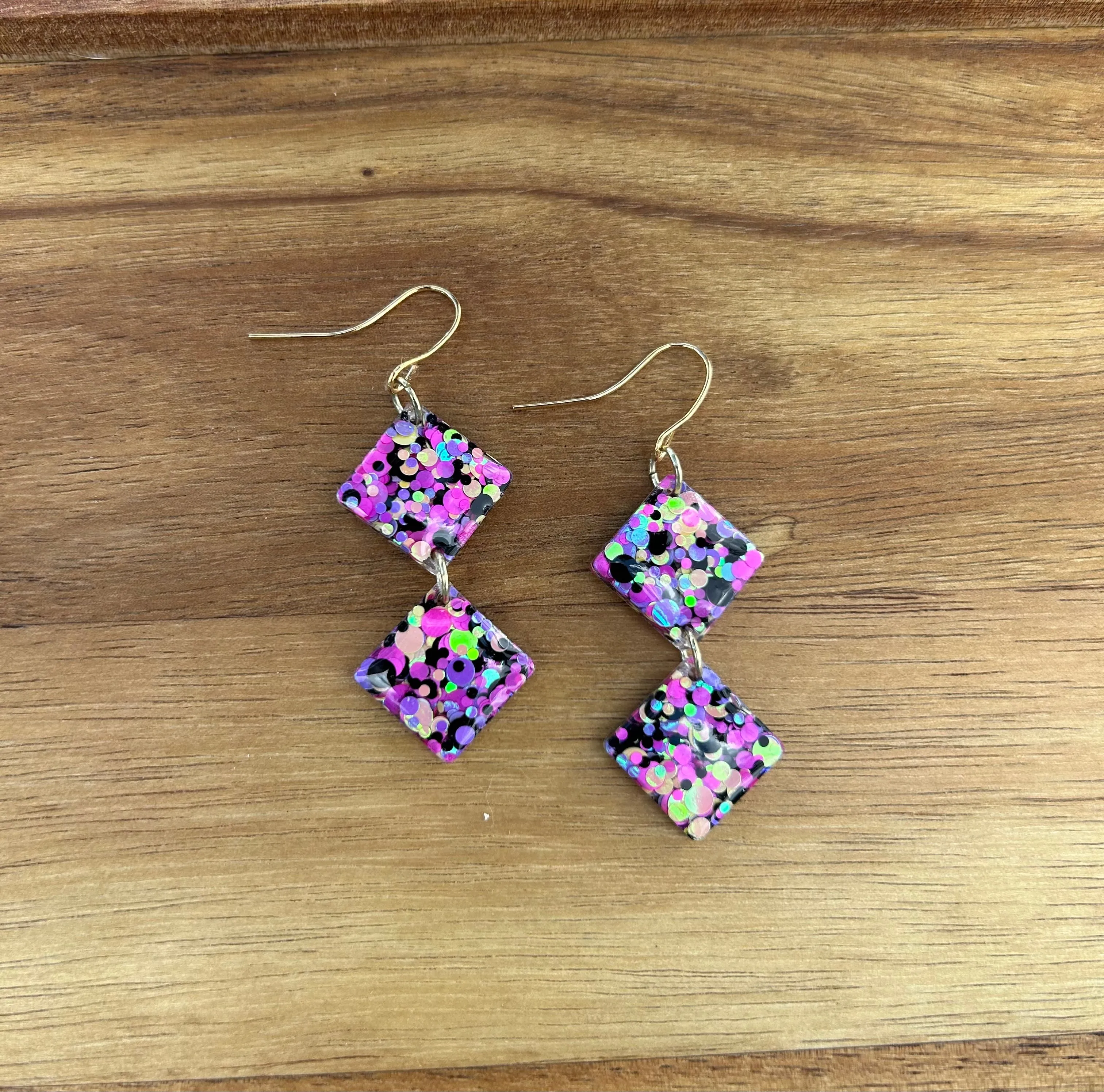 Small Retro Flair earrings