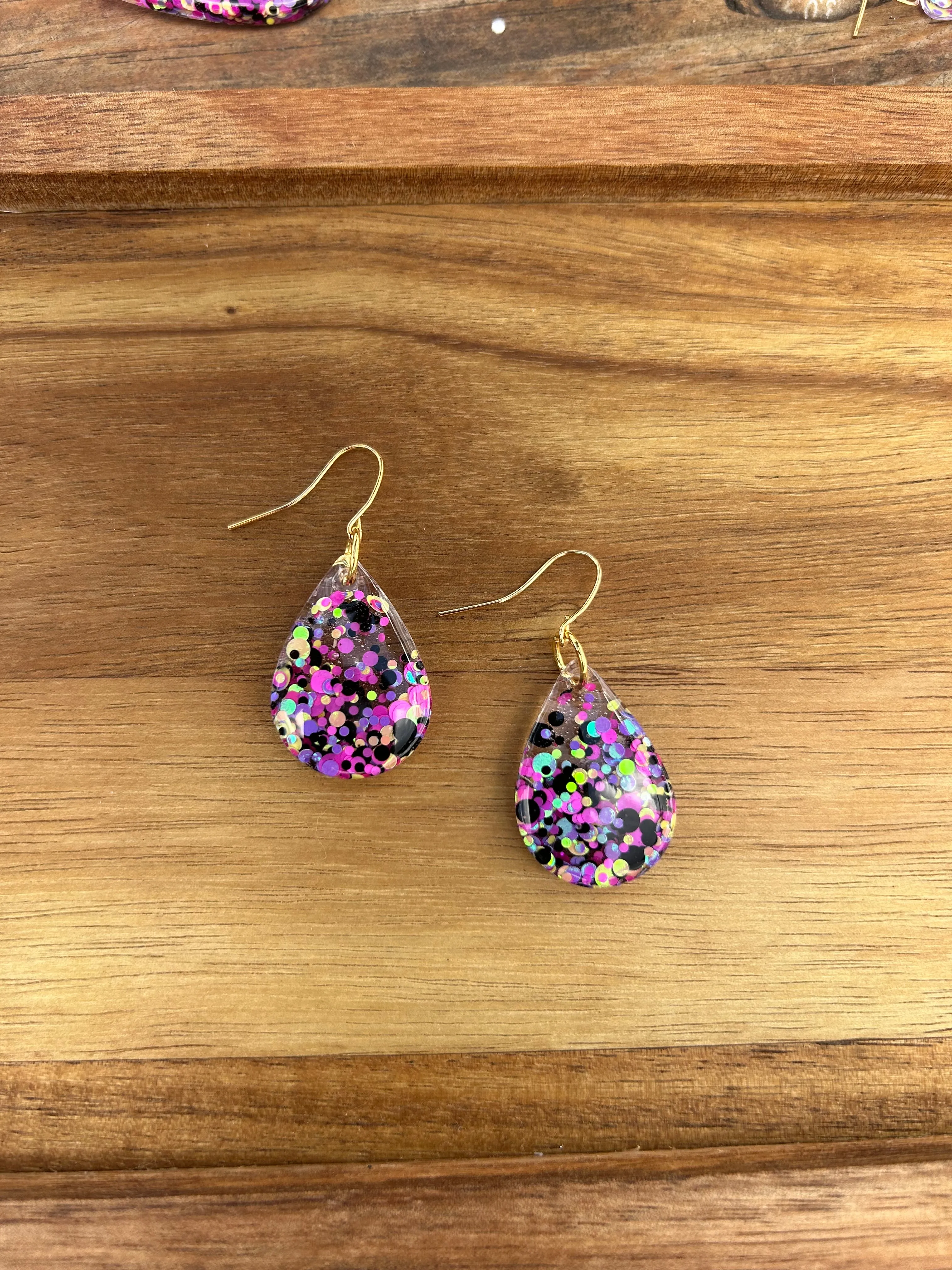 Small Retro Flair earrings