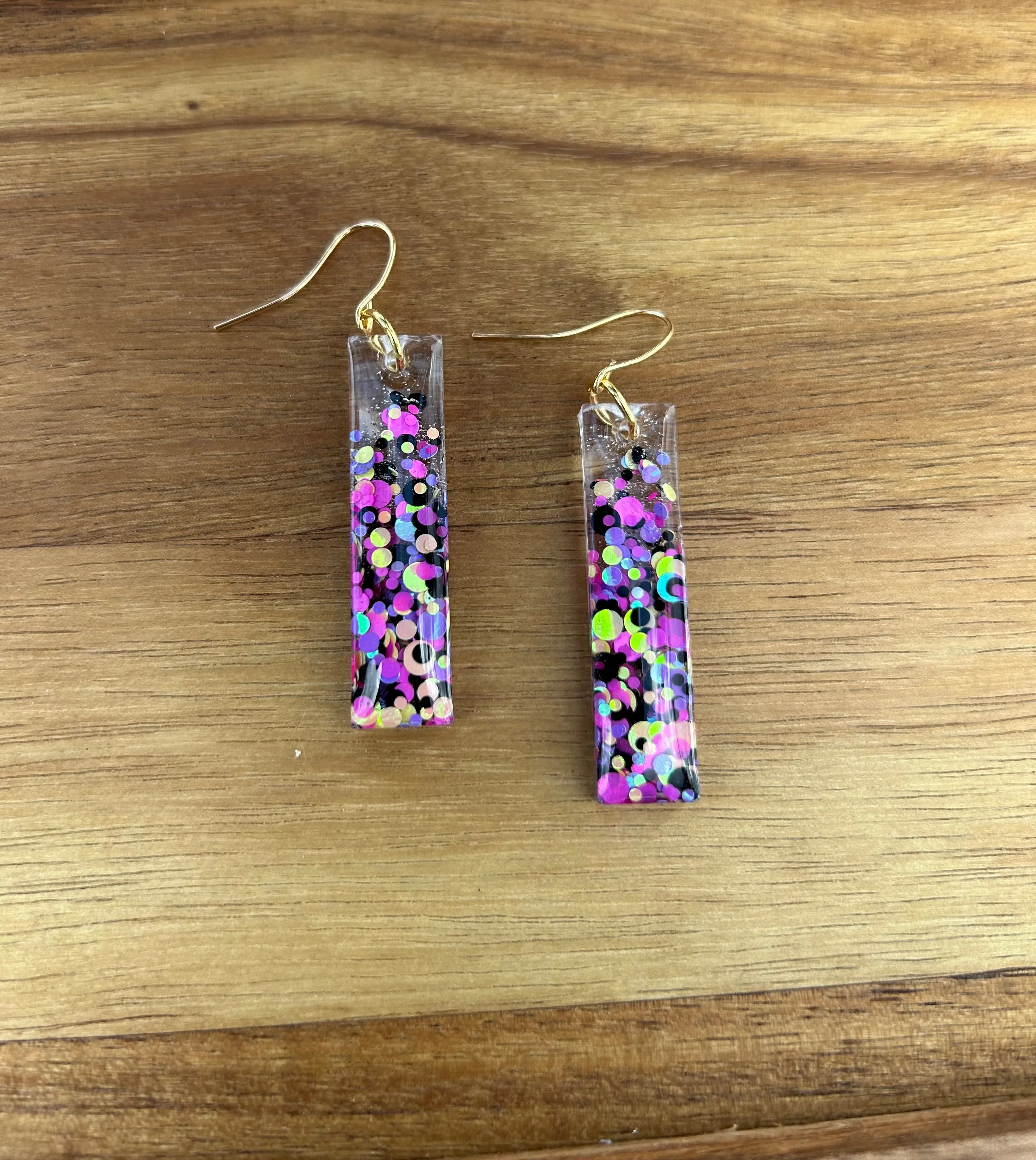 Small Retro Flair earrings