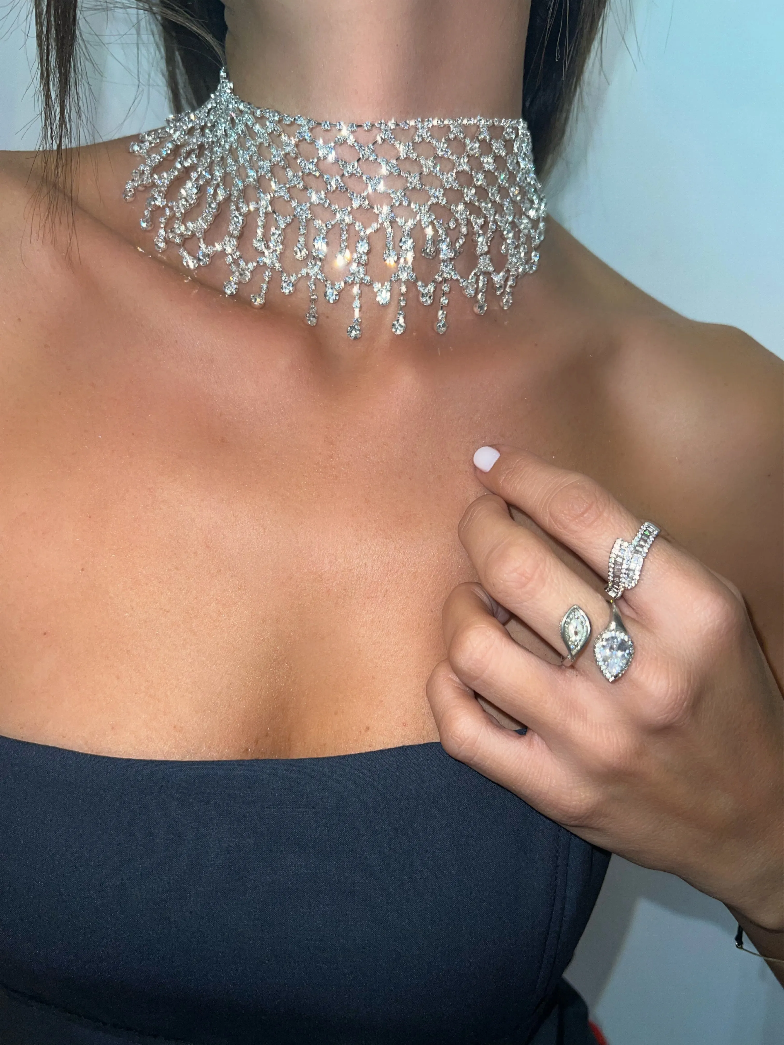 STATEMENT CHOCKER