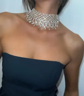 STATEMENT CHOCKER